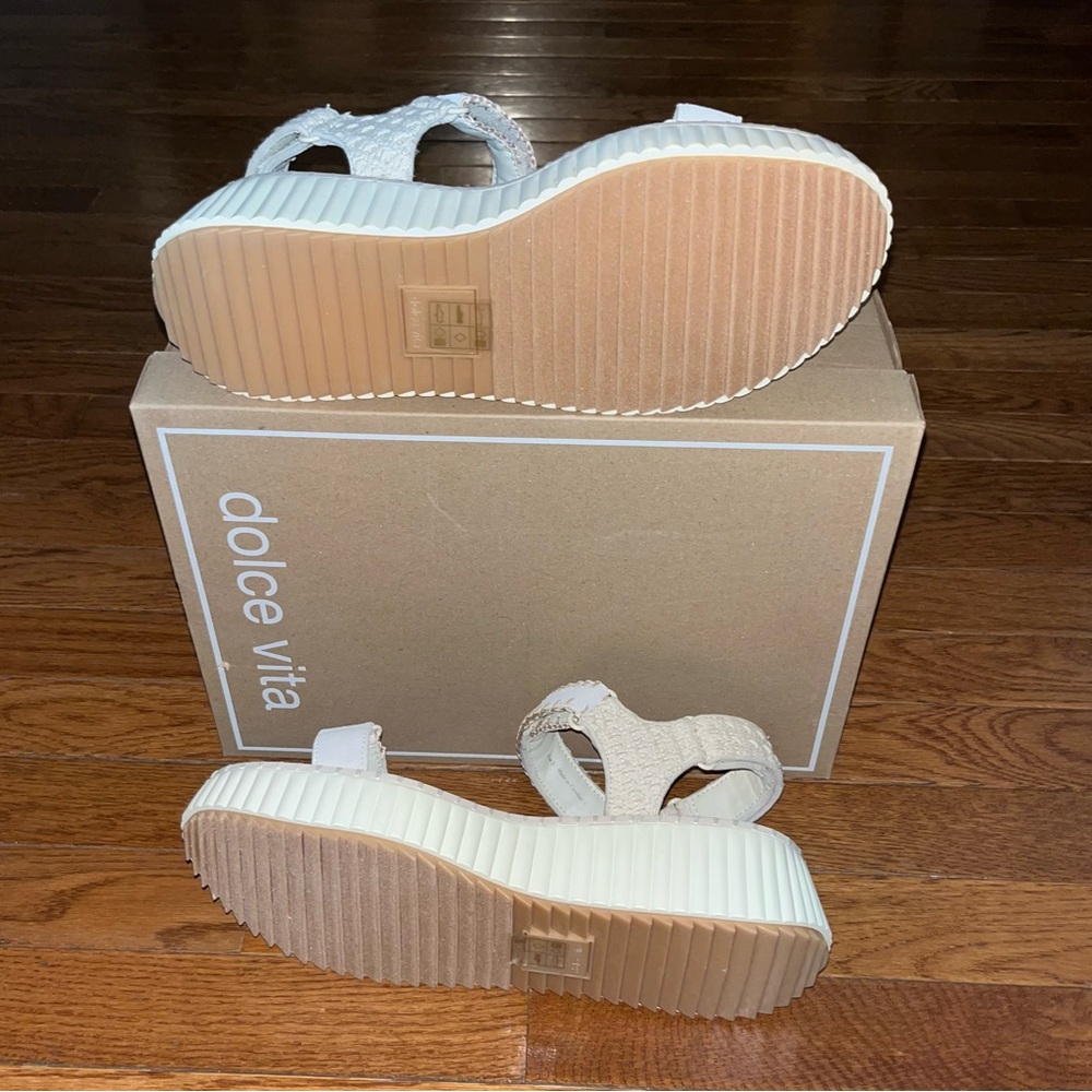 Dolce Vita Debra Platform Sandals Ivory Suede Women’s Size 10 Contrast Stiching - Picture 7 of 9